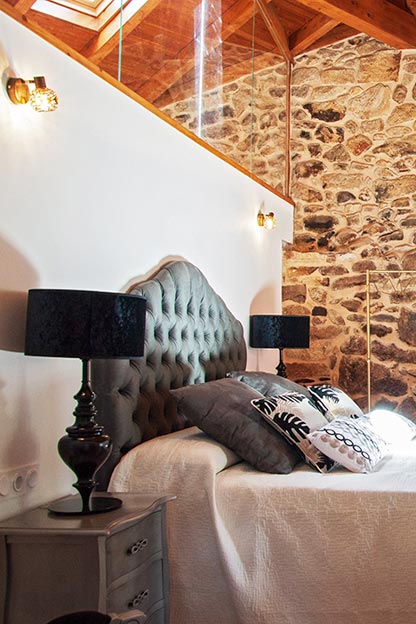 Camas de lujo en Casa rural Ferrador