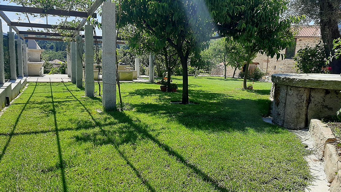 Exterior apartamentos foto g